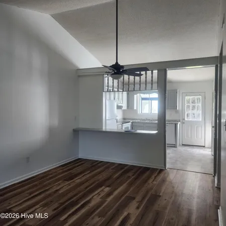 $1,100 | 117 Pine Crest Drive, Jacksonville, NC 28546