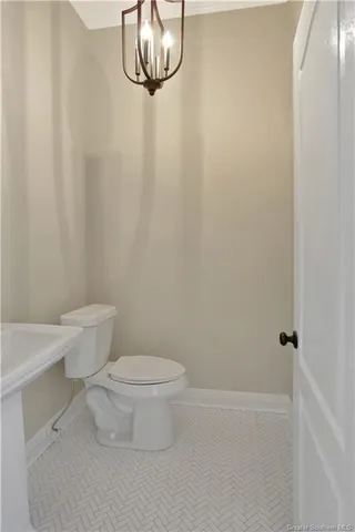 $550,000 | 1304 Charlestown Lane, Lake Charles, LA 70605