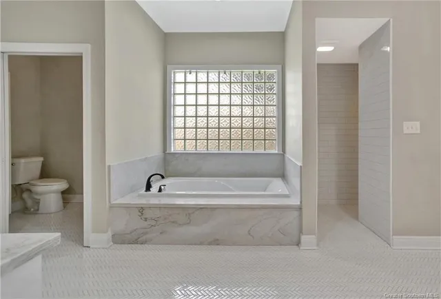 $550,000 | 1304 Charlestown Lane, Lake Charles, LA 70605