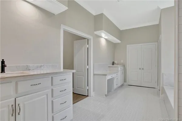 $550,000 | 1304 Charlestown Lane, Lake Charles, LA 70605
