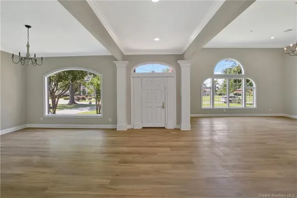 $550,000 | 1304 Charlestown Lane, Lake Charles, LA 70605
