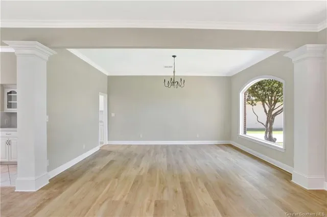 $550,000 | 1304 Charlestown Lane, Lake Charles, LA 70605