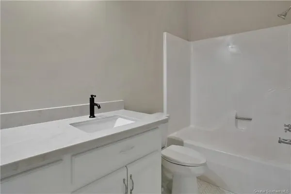 $550,000 | 1304 Charlestown Lane, Lake Charles, LA 70605