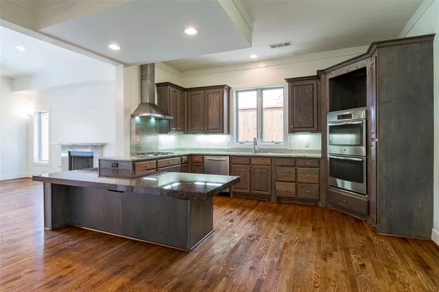 $5,500 | 7507 Robin Road, Dallas, TX 75209