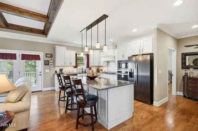 $784,400 | 1691 Prospects Way, Gray, TN 37615