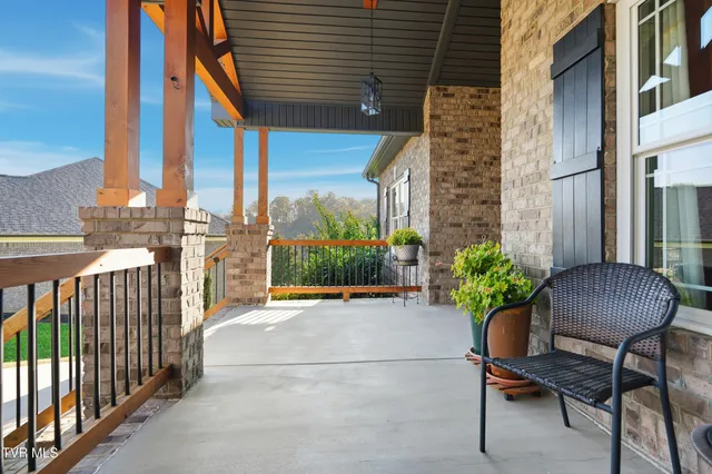 $784,400 | 1691 Prospects Way, Gray, TN 37615