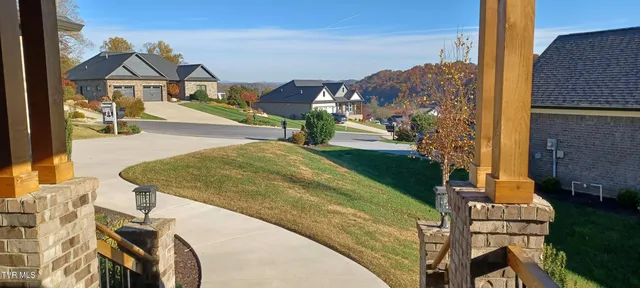 $784,400 | 1691 Prospects Way, Gray, TN 37615