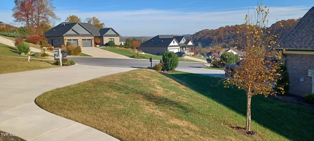 $784,400 | 1691 Prospects Way, Gray, TN 37615