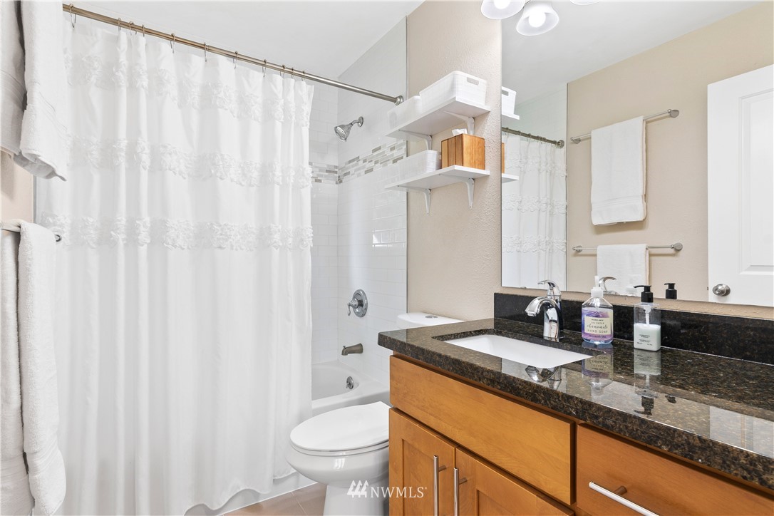 14612 Southeast 140th Place Renton, WA 98059 - Photo 15 of 27