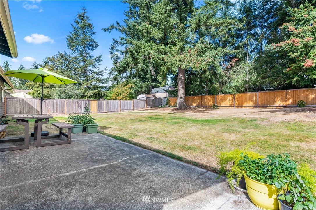 14612 Southeast 140th Place Renton, WA 98059 - Photo 22 of 27