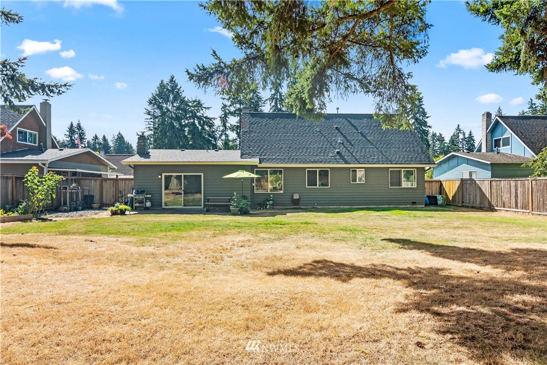 14612 Southeast 140th Place Renton, WA 98059 - Photo 25 of 27