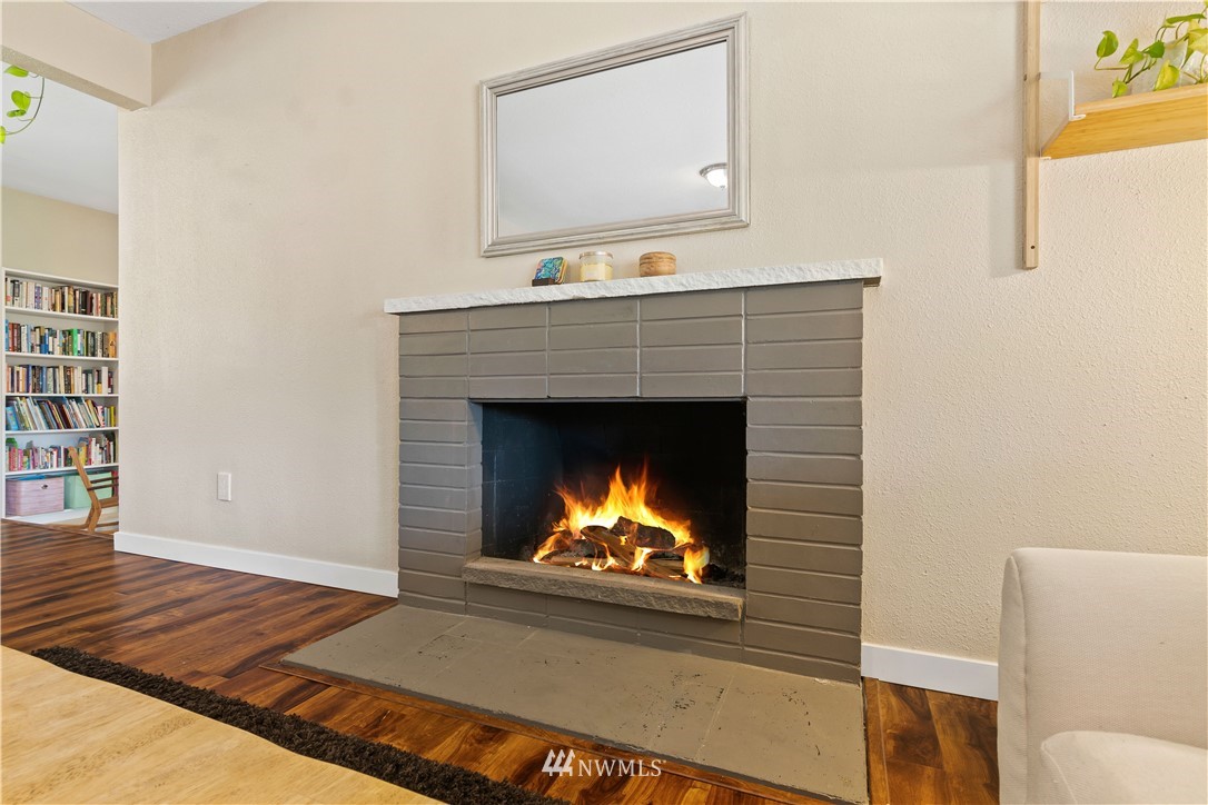 14612 Southeast 140th Place Renton, WA 98059 - Photo 6 of 27