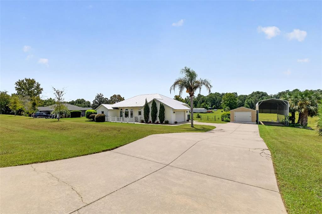 3650 Gregory Road Lady Lake, FL 32159 - Photo 10 of 47 Gallery Image 10