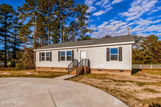 $315,000 | 852 Yaupon Drive Southwest, Calabash, NC 28467