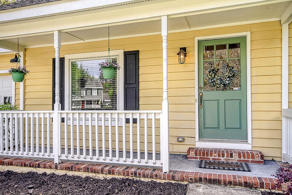 1307 Shire Road Mount Pleasant, SC 29464 - Photo 3 of 29 CREM_1307 Shire_005