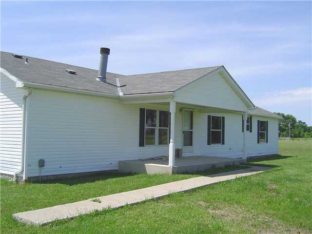 9341 Smith Road Ashley, OH 43003 - Photo 10 of 17 Gallery Image 10