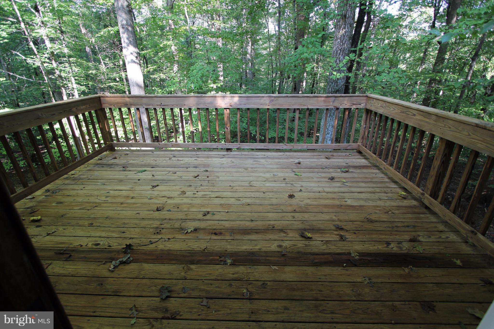 10253 Greystone Road Manassas, VA 20111 - Photo 12 of 20 Exterior (Rear)