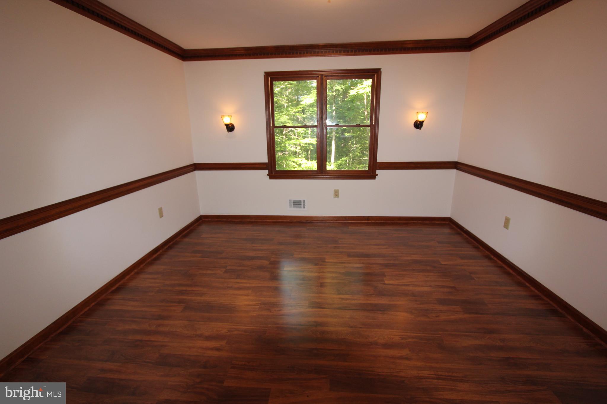 10253 Greystone Road Manassas, VA 20111 - Photo 3 of 20 Dining Room