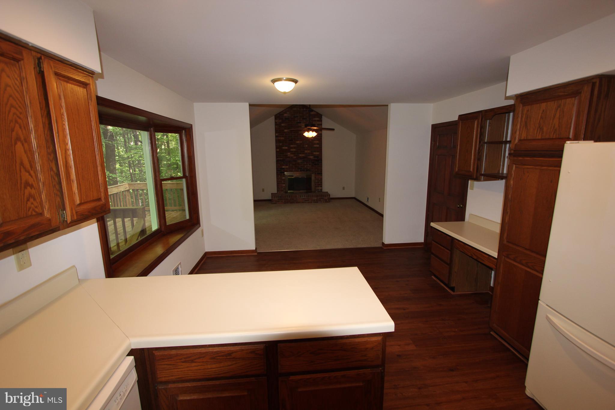 10253 Greystone Road Manassas, VA 20111 - Photo 5 of 20 Interior (General)