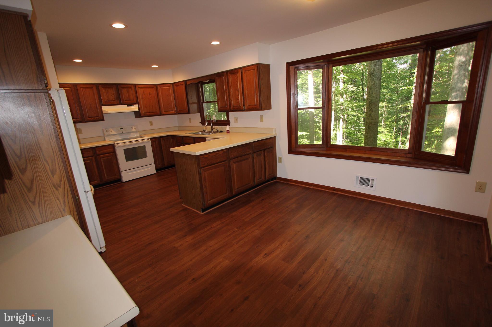 10253 Greystone Road Manassas, VA 20111 - Photo 7 of 20 Interior (General)
