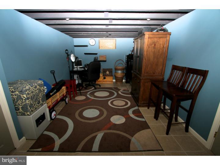 520 Ridley Circle Morton, PA 19070 - Photo 10 of 22 Basement - Finished