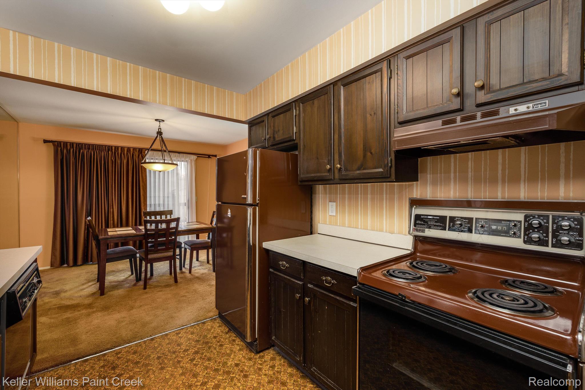1968 Pondview Court Rochester, MI 48309 - Photo 7 of 45 Kitchen