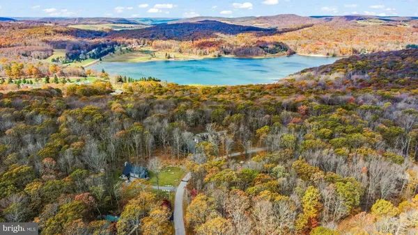 $214,500 | 1218 East Alpine Drive, Terra Alta, WV 26764