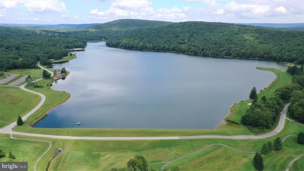$214,500 | 1218 East Alpine Drive, Terra Alta, WV 26764