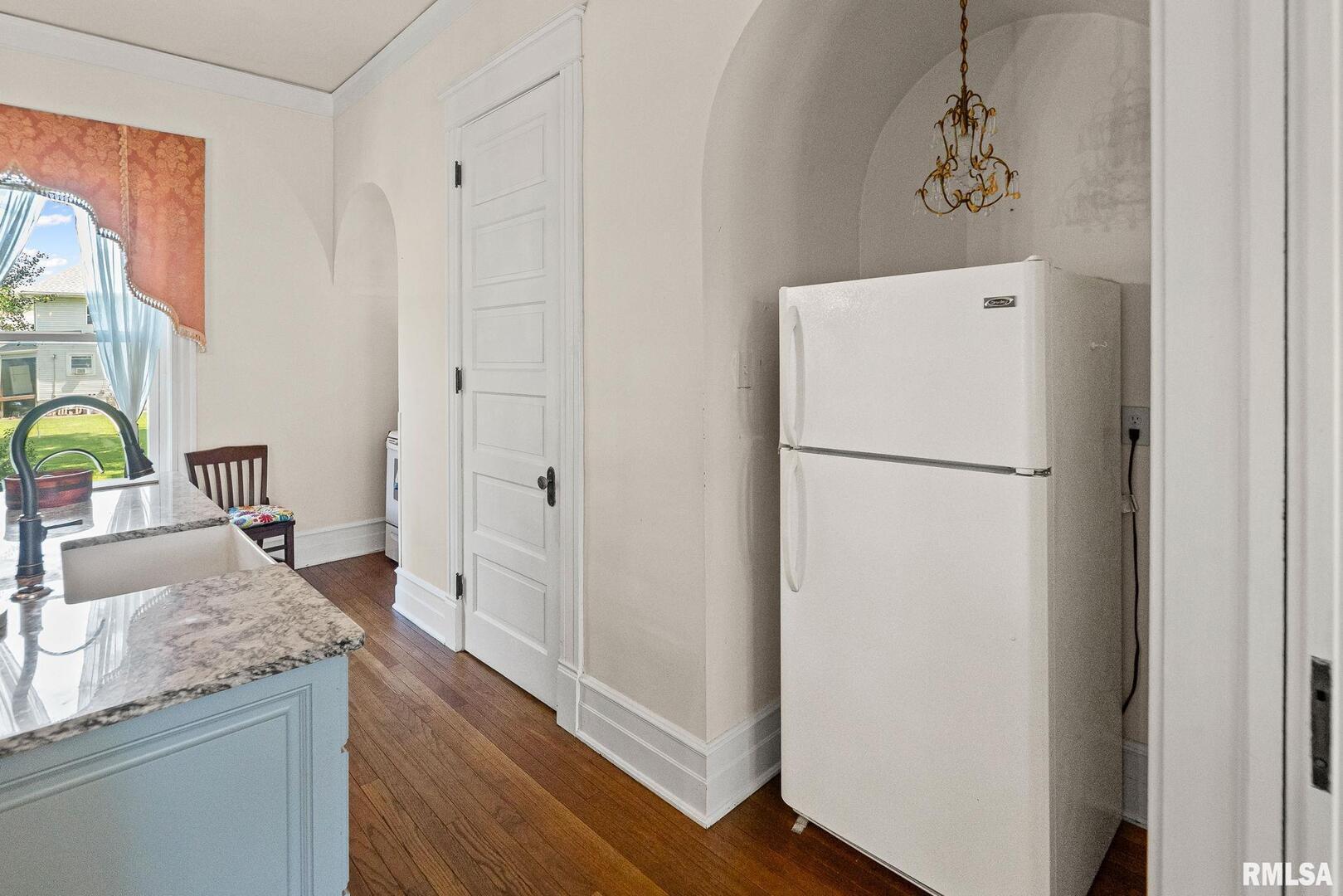 404 West Broadway Centralia, IL 62801 - Photo 12 of 72