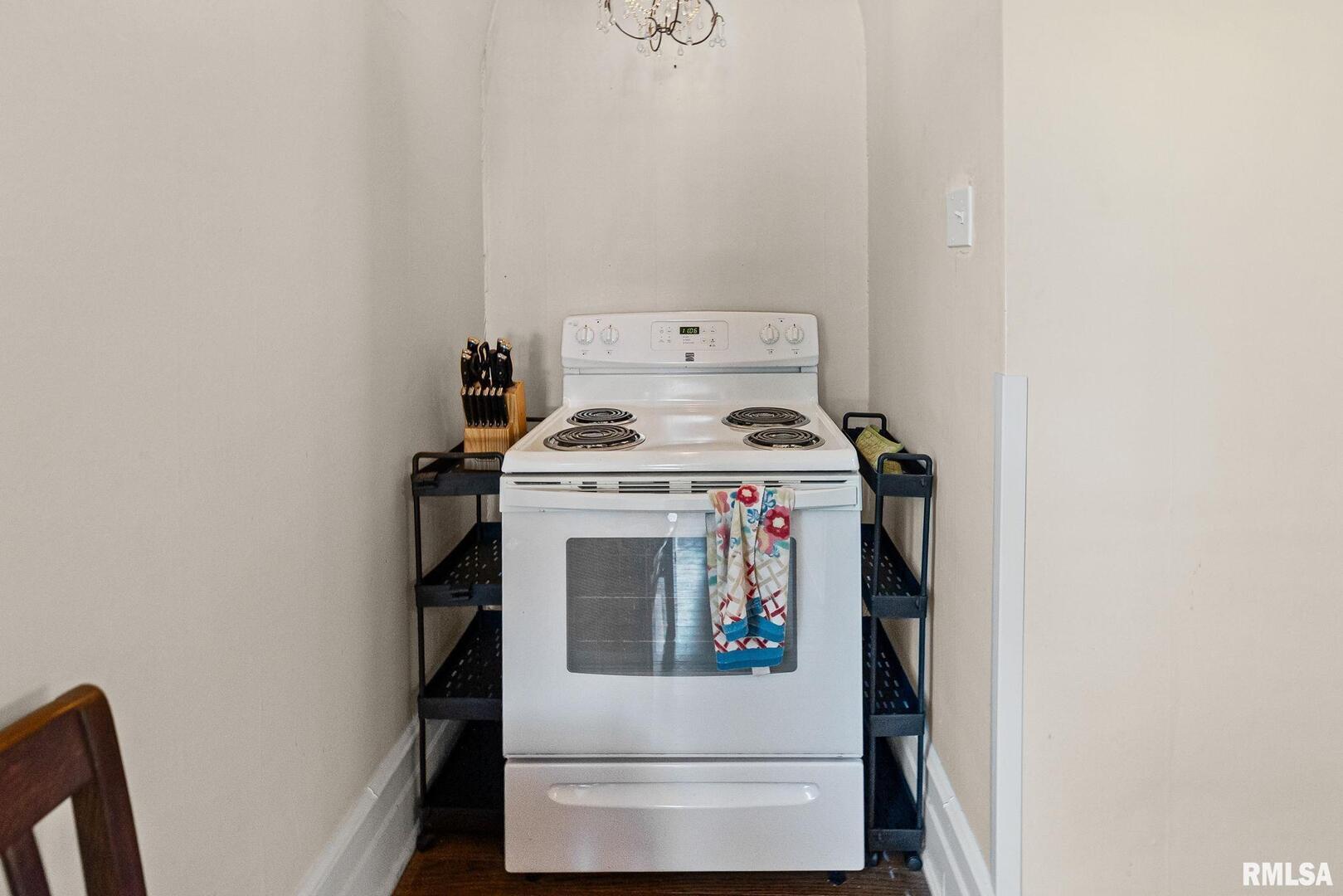 404 West Broadway Centralia, IL 62801 - Photo 13 of 72