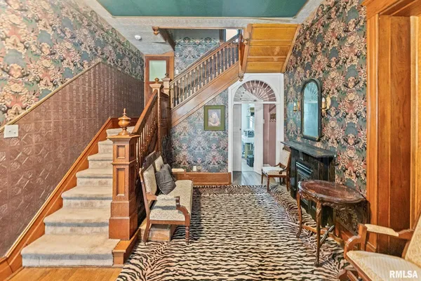 $199,900 | 404 West Broadway, Centralia, IL 62801