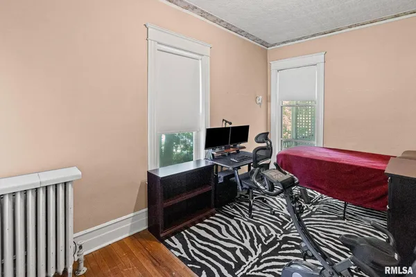 $199,900 | 404 West Broadway, Centralia, IL 62801