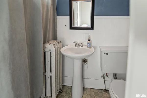 $199,900 | 404 West Broadway, Centralia, IL 62801