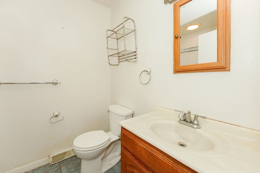 5 Priscilla Road Hopkinton, MA 01748 - Photo 21 of 34 Gallery Image 21