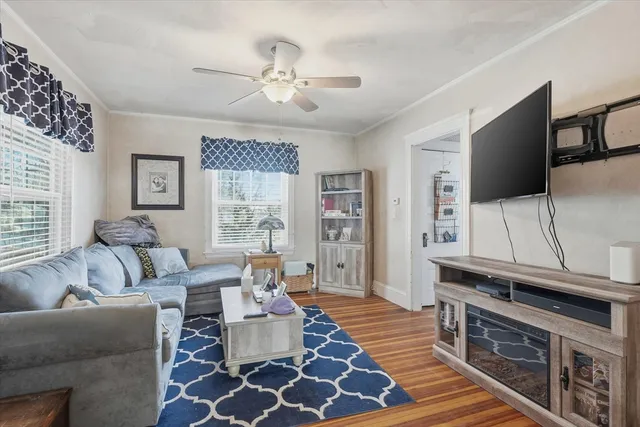 $674,990 | 36 King Street, Groveland, MA 01834