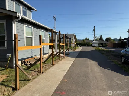 $300,000 | 607 East Illinois Street, Bellingham, WA 98225