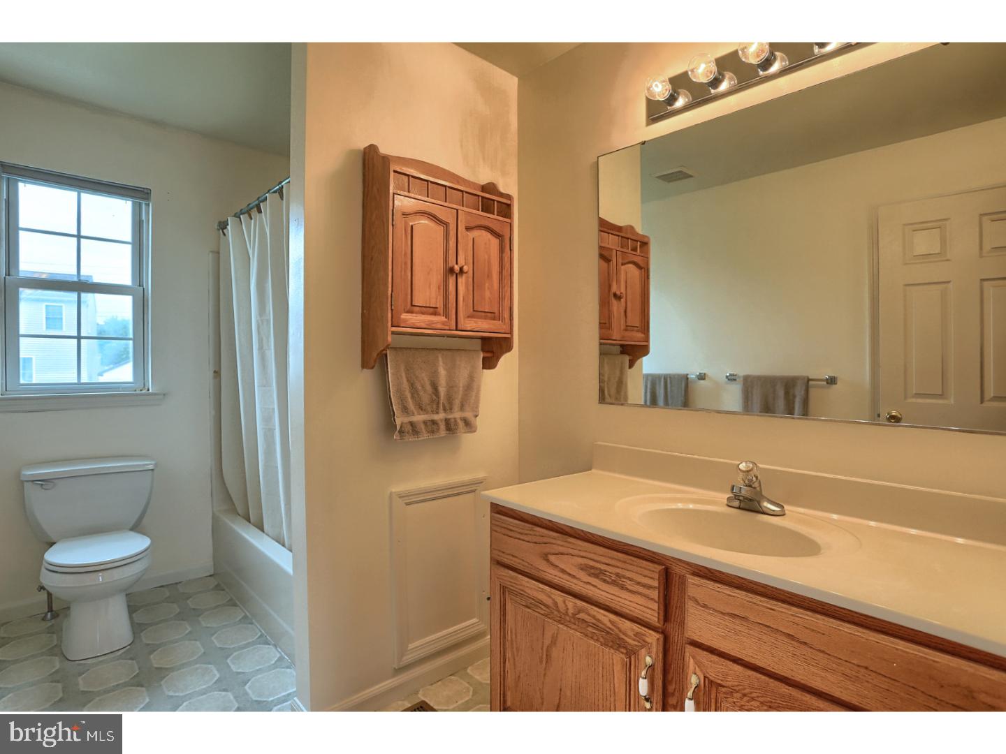 404 Apache Drive Sinking Spring, PA 19608 - Photo 14 of 20