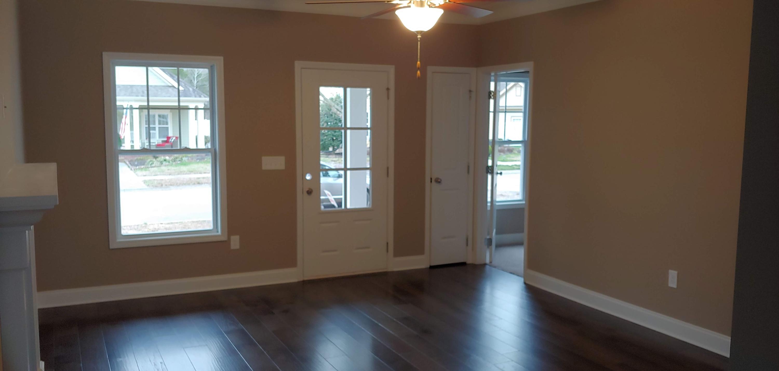 116 Fallberry Street, Unit LOT 219 Oak Ridge, TN 37830 - Photo 6 of 30 Living Room with Gas Fireplace