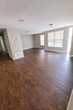 $500 | 2107 Pollard Street, Greenville, TX 75401