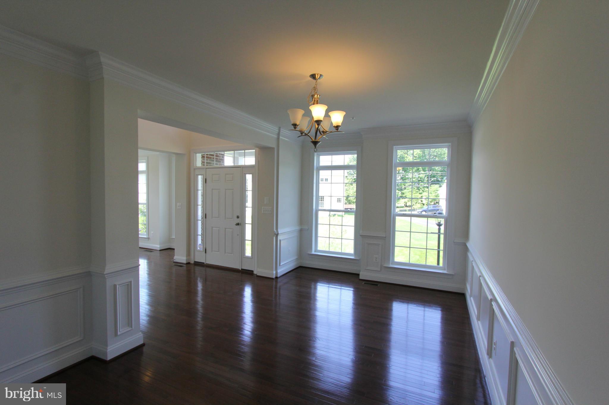 29 Old Bonifant Road Silver Spring, MD 20904 - Photo 3 of 28 Dining Room