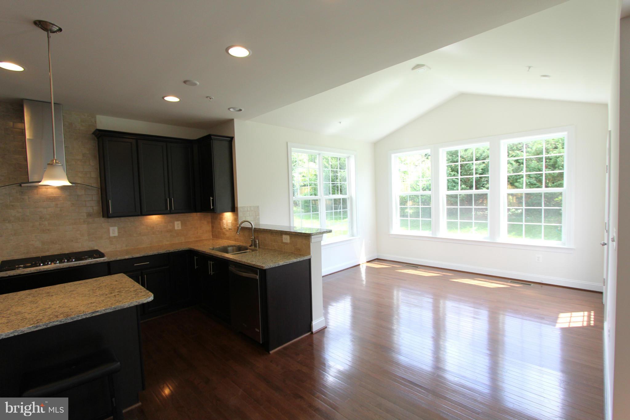 29 Old Bonifant Road Silver Spring, MD 20904 - Photo 8 of 28 Kitchen