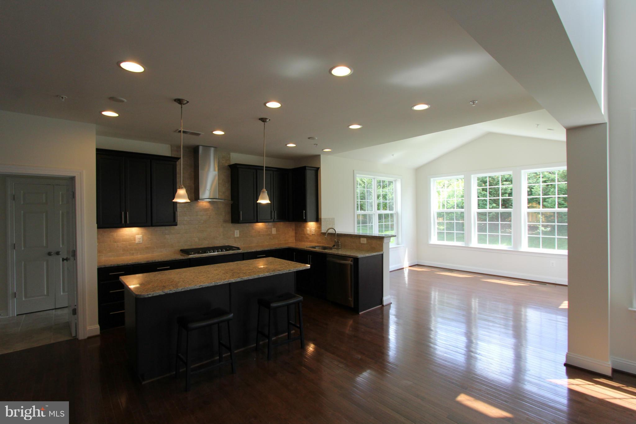 29 Old Bonifant Road Silver Spring, MD 20904 - Photo 9 of 28 Kitchen