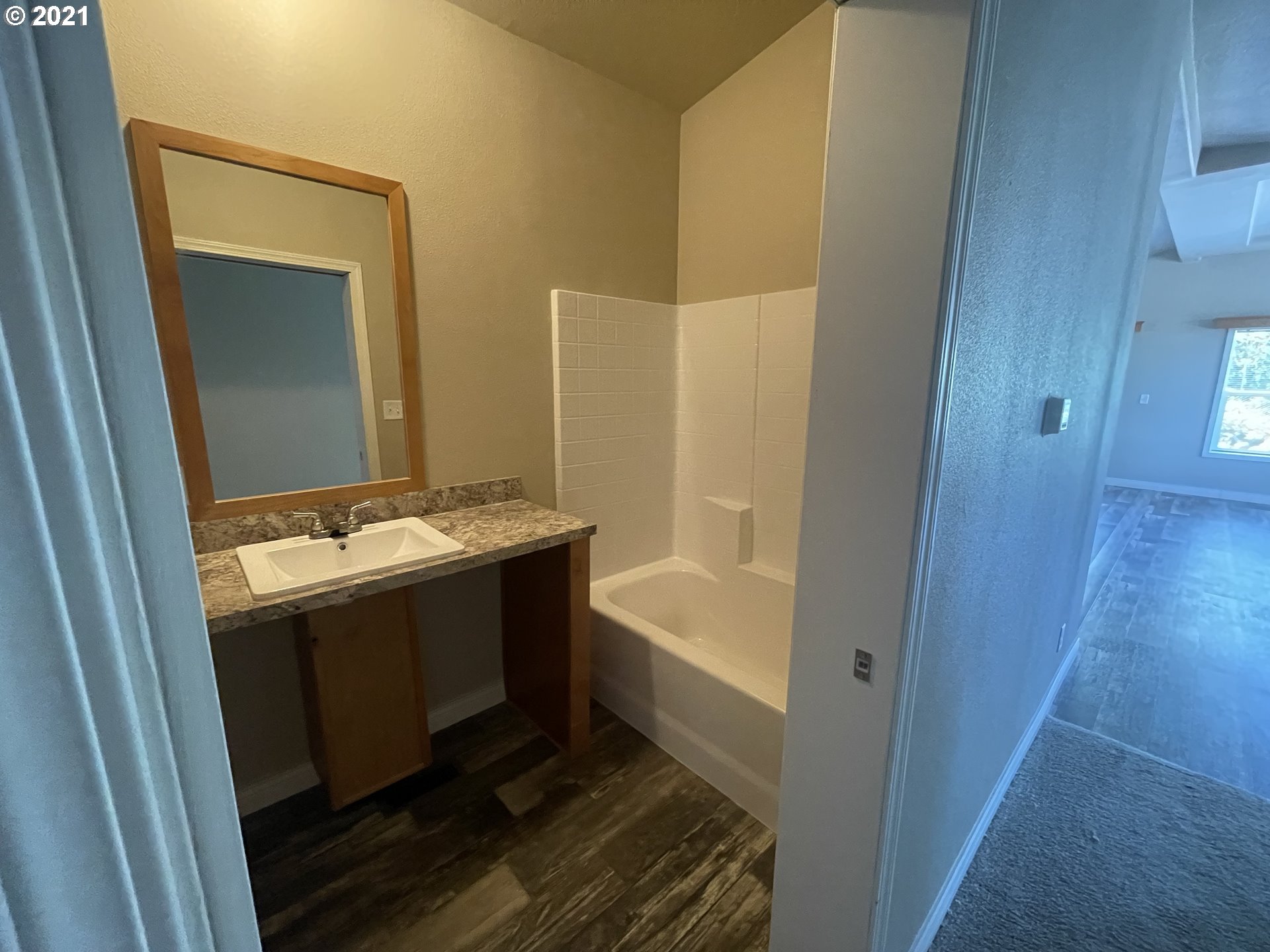 445 Union Gap Loop Oakland, OR 97462 - Photo 14 of 32 Gallery Image 14