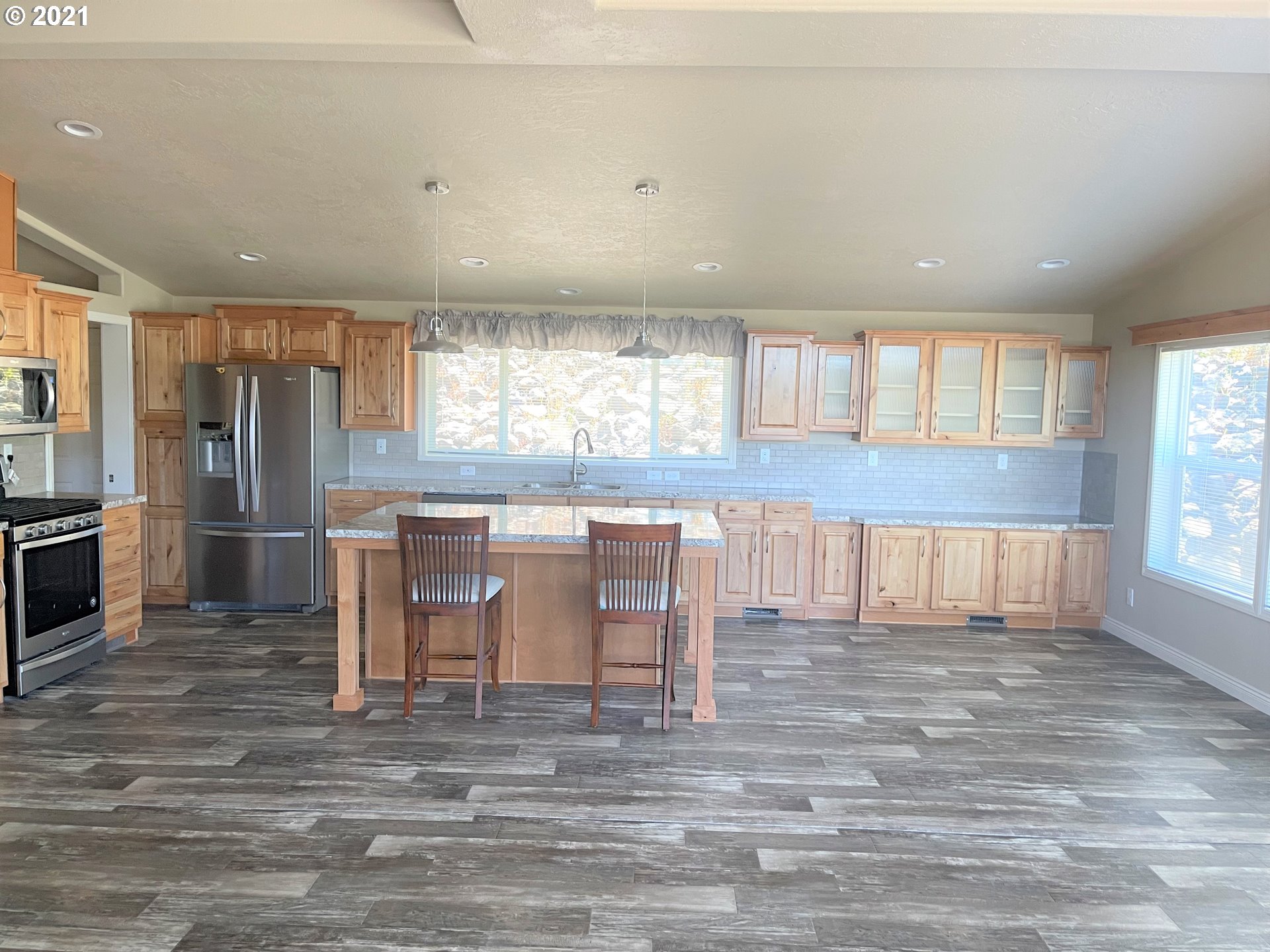 445 Union Gap Loop Oakland, OR 97462 - Photo 6 of 32 Gallery Image 6