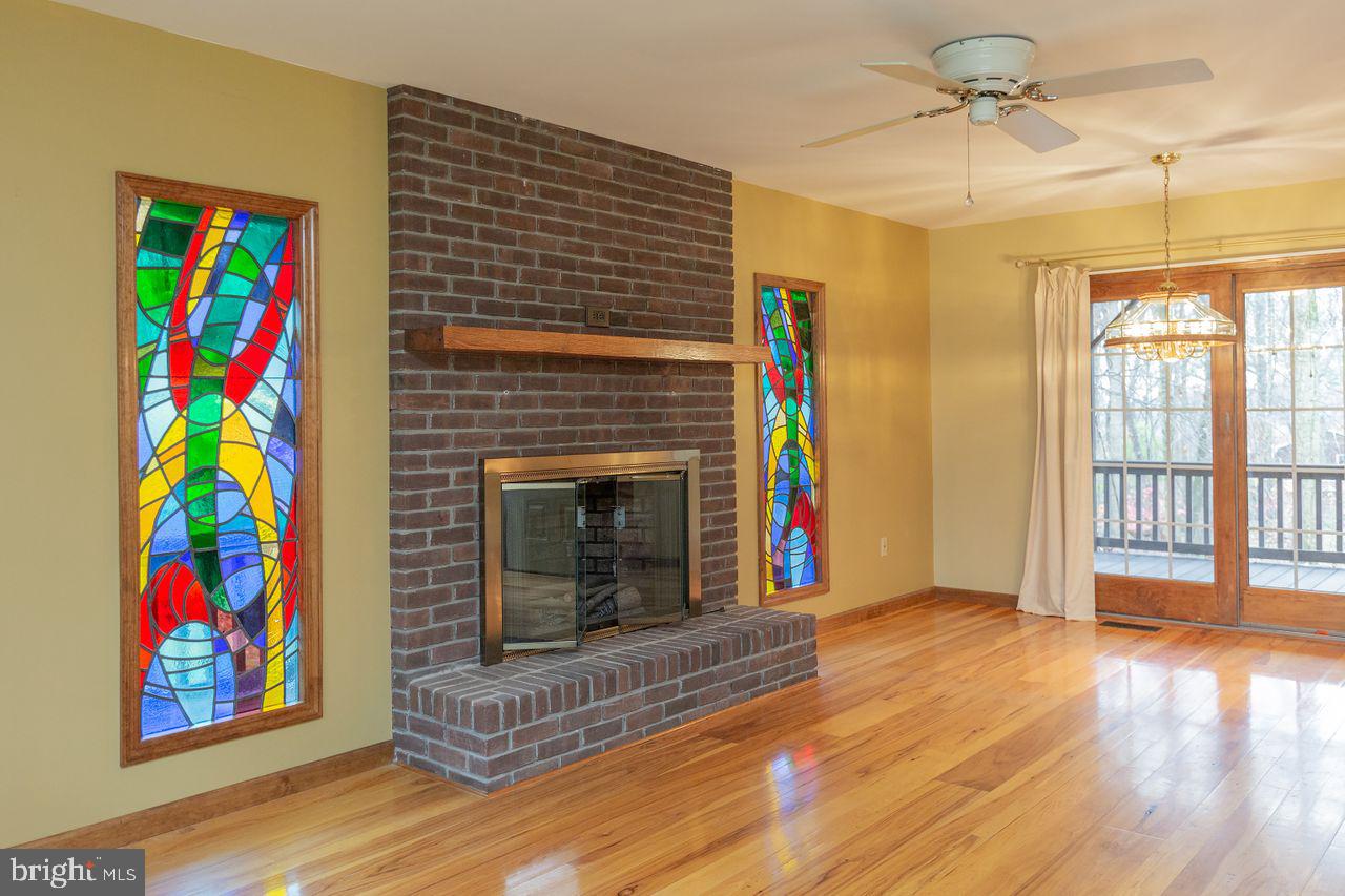 86 Wesley Road Quarryville, PA 17566 - Photo 14 of 67 Living Room
