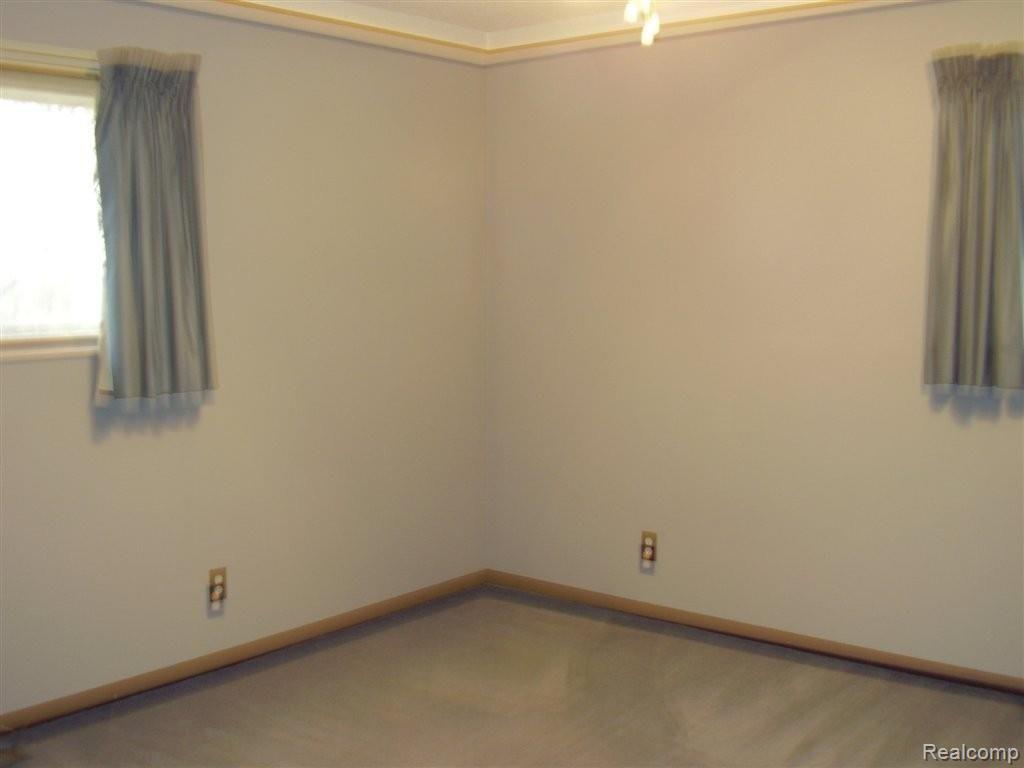 2150 East Thompson Road Holly, MI 48442 - Photo 11 of 18 thompson - bedroom (1).JPG