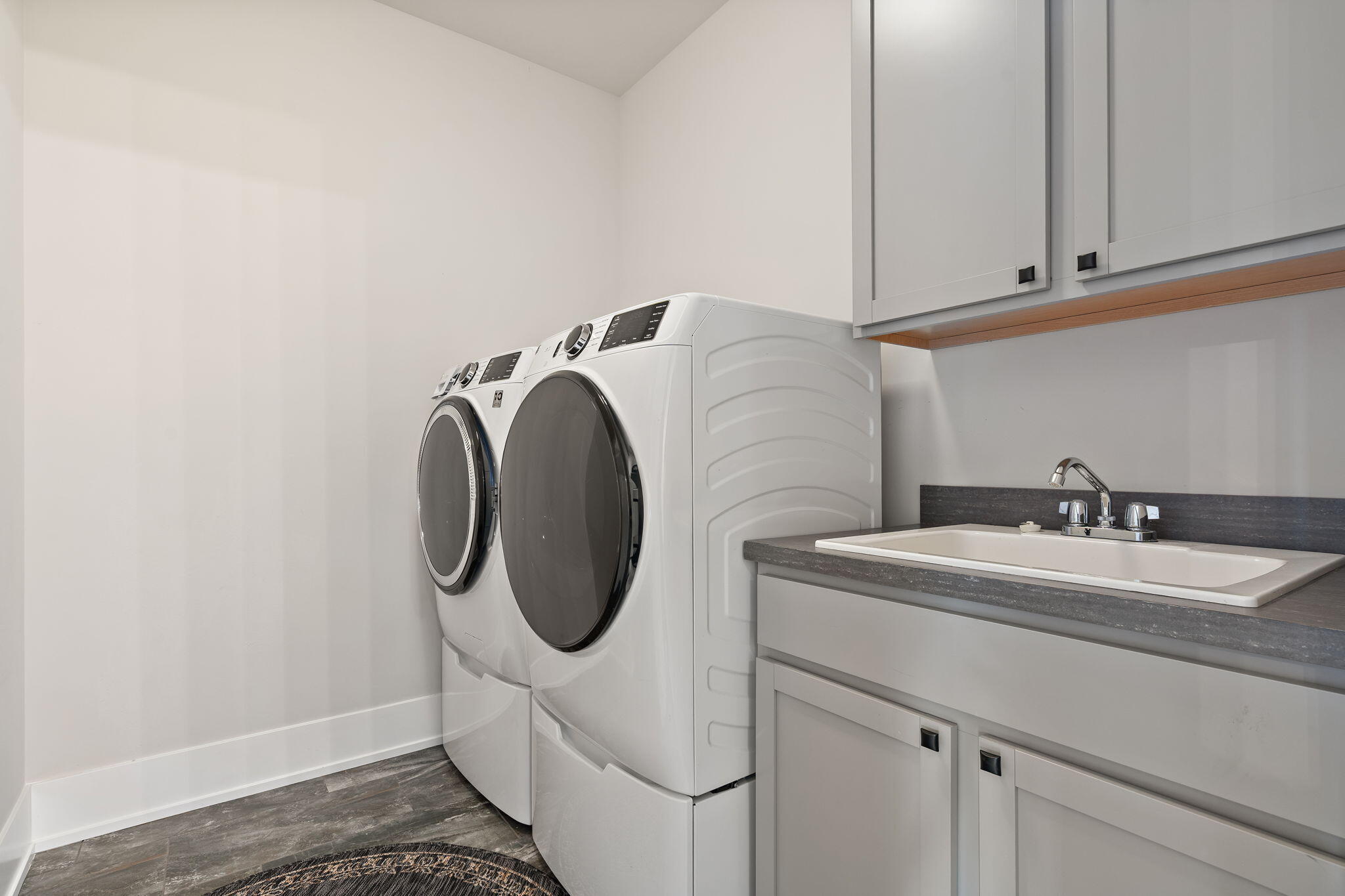 10160 Privet Drive Crown Point, IN 46307 - Photo 22 of 33 2048x1365