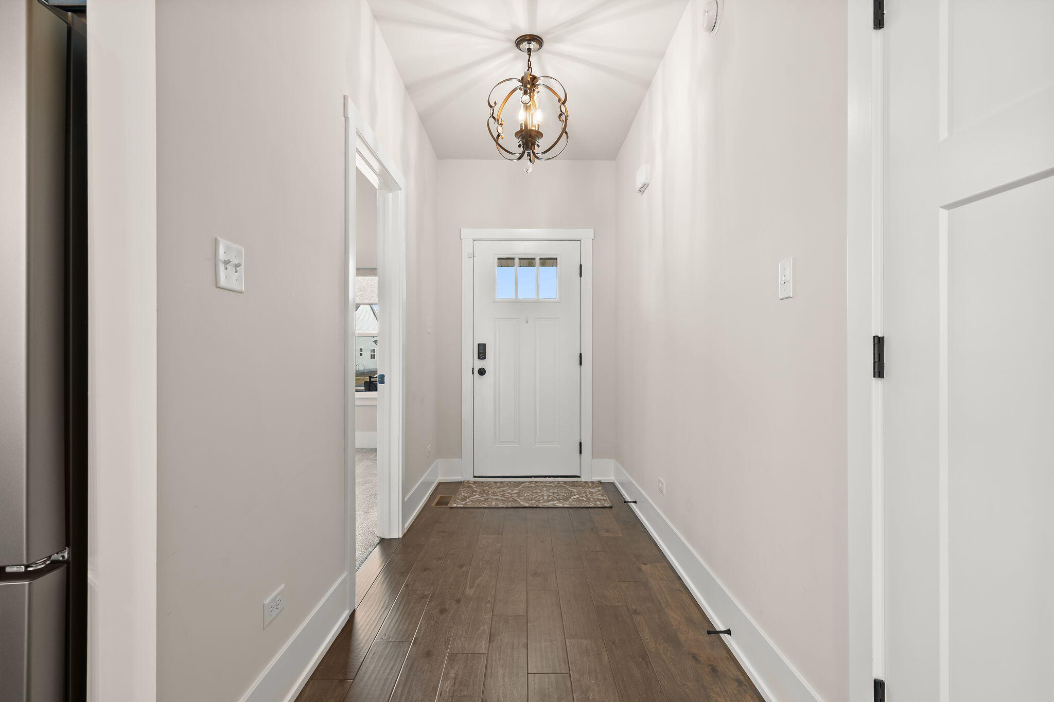 10160 Privet Drive Crown Point, IN 46307 - Photo 6 of 33 2048x1365