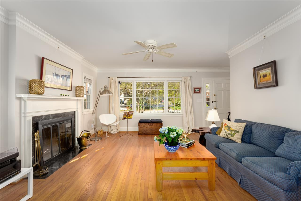 302 Brooks Avenue Raleigh, NC 27607 - Photo 3 of 21 Photo 3