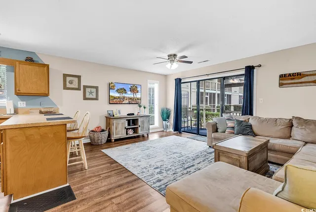 $209,900 | 1870 Auburn Lane, Unit 20I, Surfside Beach, SC 29575